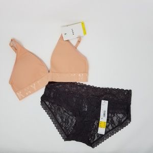 NWT DKNY Bra And Panty Set, Womens M, B7E